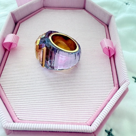Chroma cocktail ring Purple Gold-tone plated